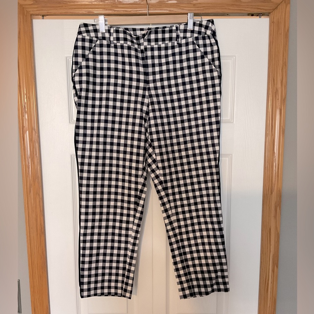 Navy Blue Merona Cropped Pants Size 10